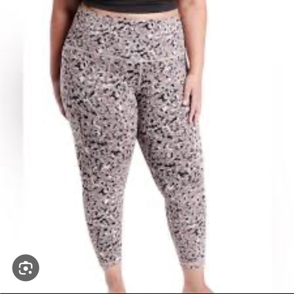 Athleta Elation texture 7/8 Tight